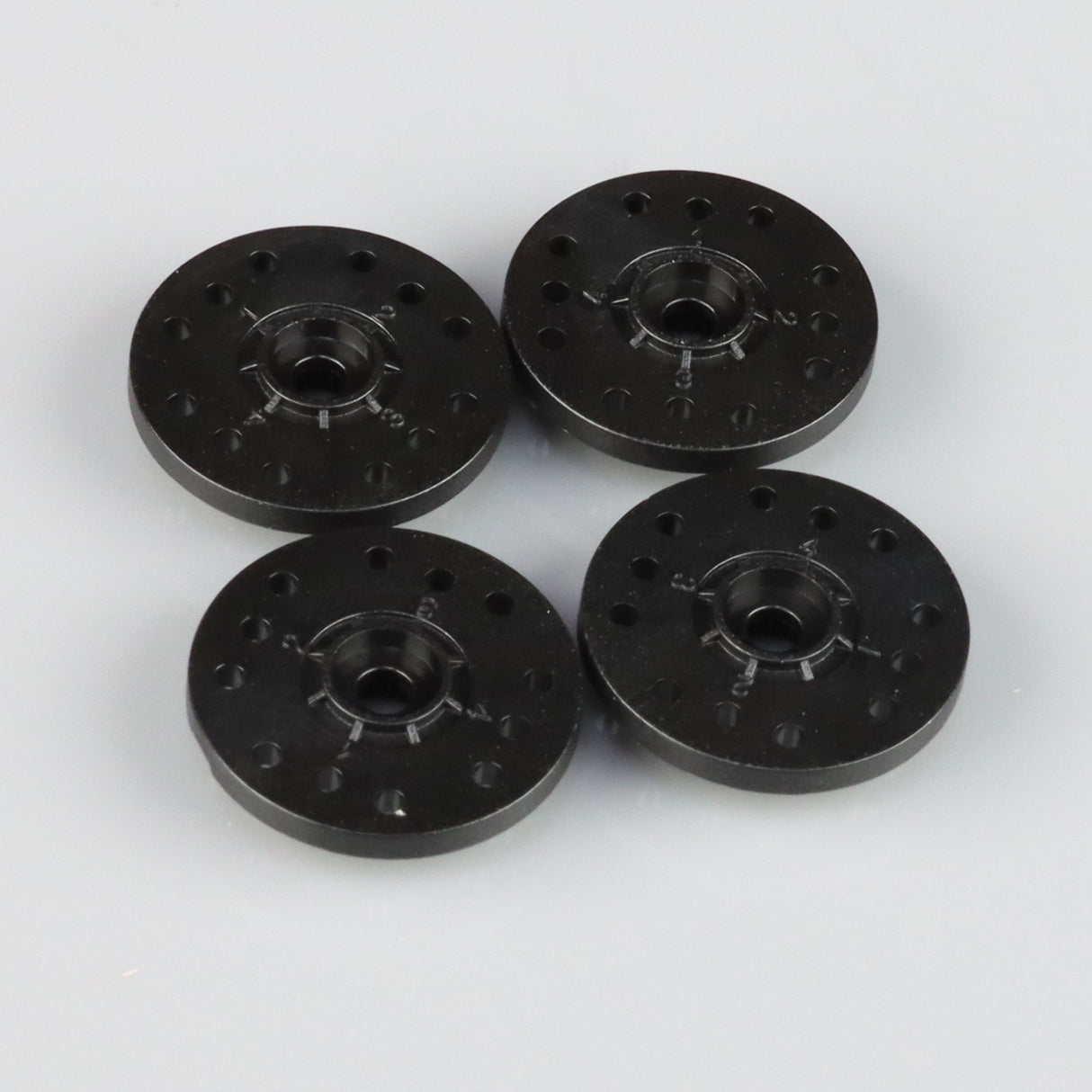 Plastic Servo Horn D (Small Disc - 4pcs)